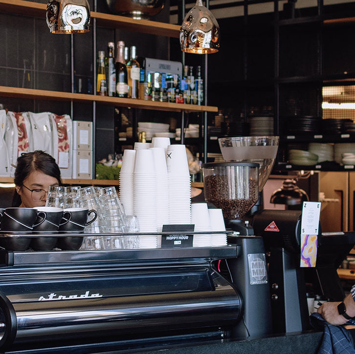 IN DEPTH GUIDE TO THE BEST COMMERCIAL COFFEE MACHINES (PLUS HOT TO CHOOSE ONE)